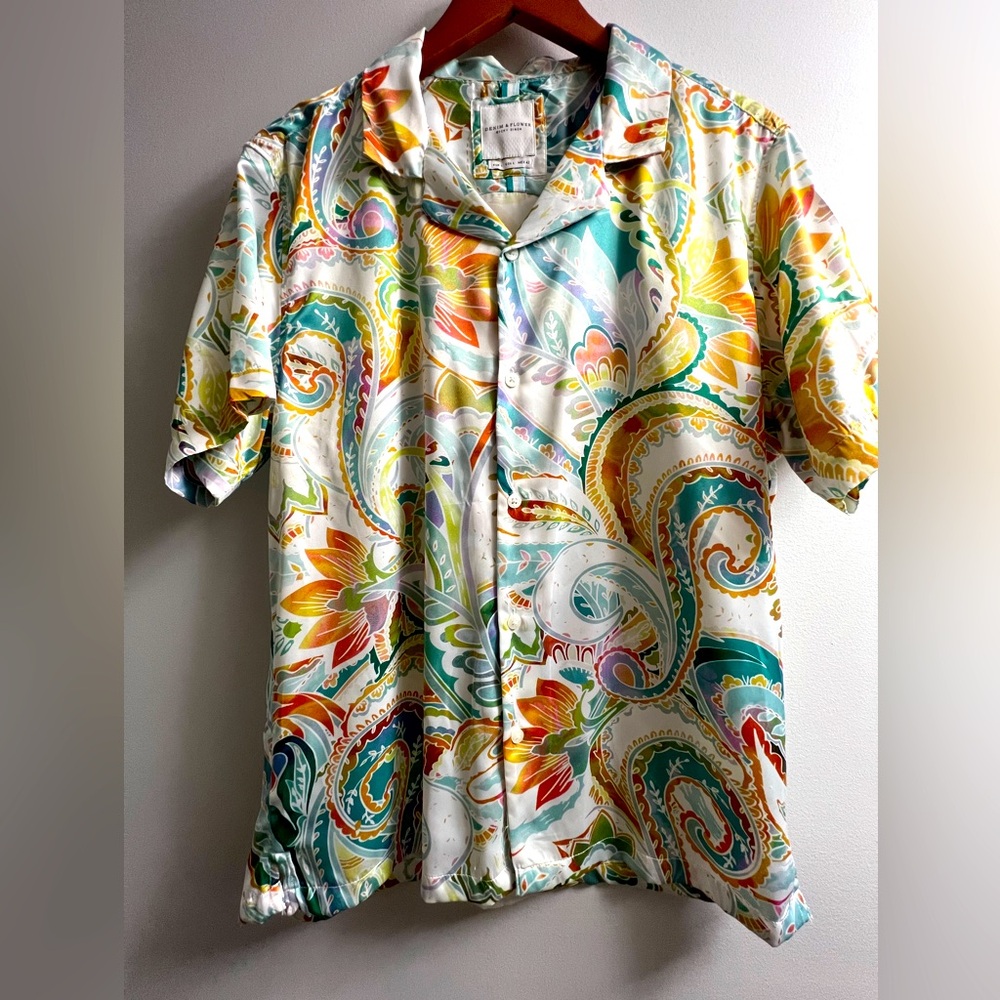 Denim and flowers Ricky Singh Paisley L